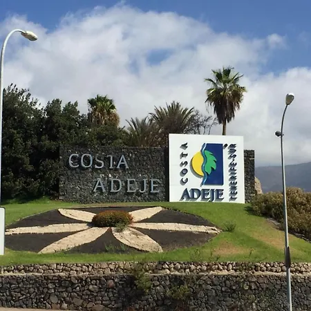 Nyaraló ★ Brand New Close To The Sea ★ Costa Adeje (Tenerife)